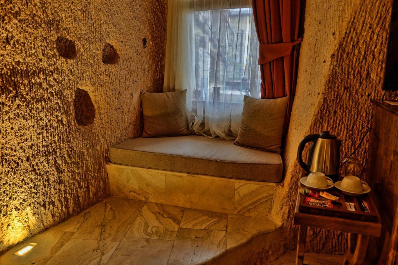 Eyes Of Cappadocia Cave Hotel Uchisar Exterior photo