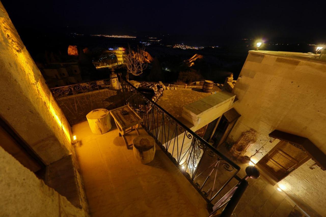 Eyes Of Cappadocia Cave Hotel Uchisar Exterior photo