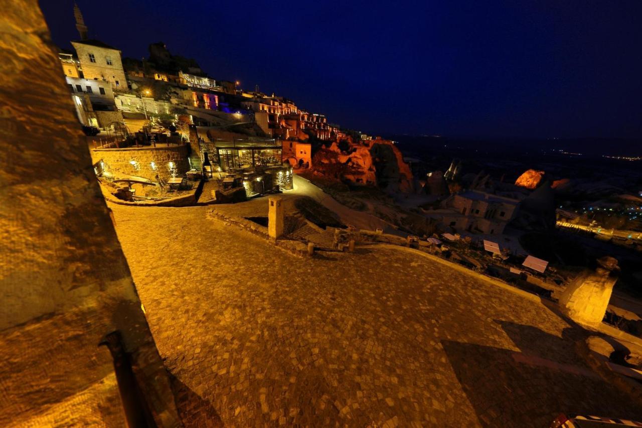 Eyes Of Cappadocia Cave Hotel Uchisar Exterior photo