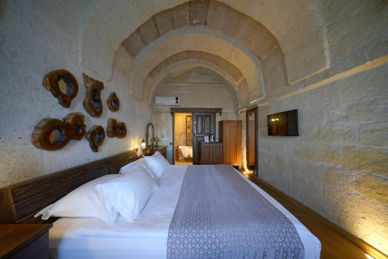 Eyes Of Cappadocia Cave Hotel Uchisar Exterior photo